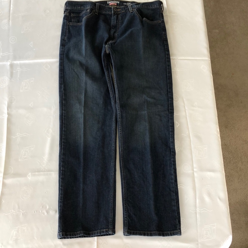 Men’s Levi’s 38 X 32 denim jeans DENIZEN reg fit